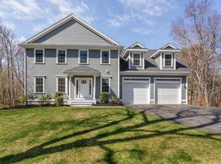 100 Harding St, Medfield, MA 02052