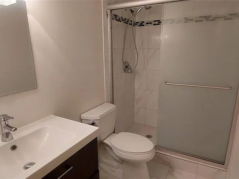 1900 Diana Dr #3A — Photo 14