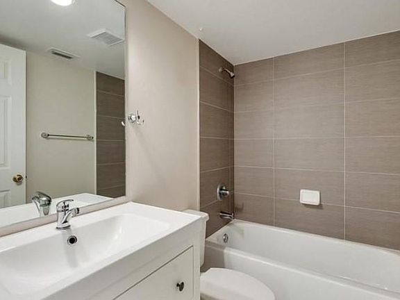 2nd image of 109 Wading Bird Cir #V-102