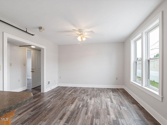 5th image of 208 Front Street