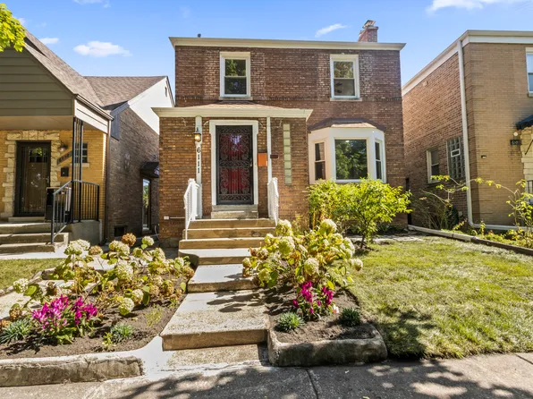 6111 N Kimball Ave, Chicago, IL 60659
