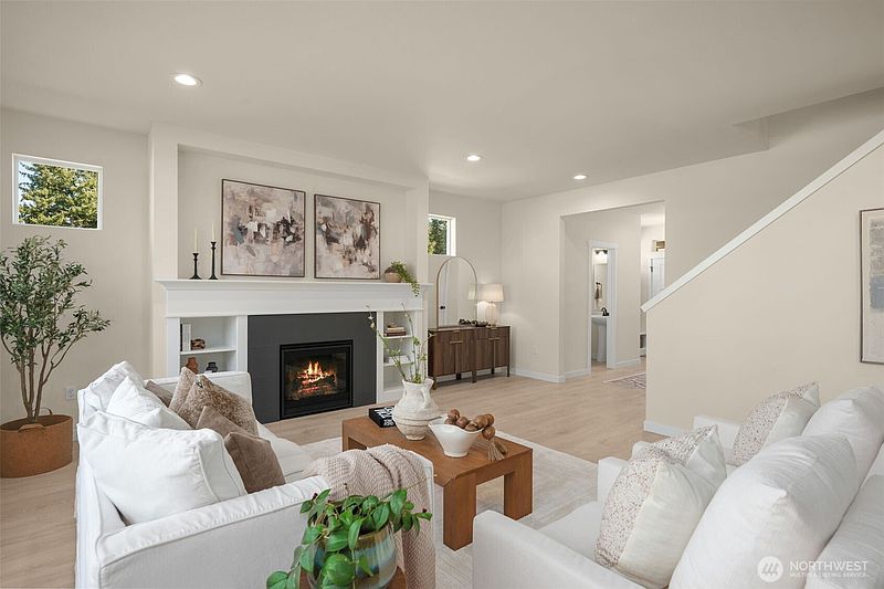 4th image of 2304 96th Avenue Ct E #03