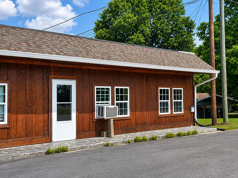 1656 Old Highway 27 #B-1 — Photo 1