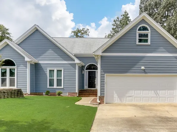 701 Laurel Bay Ln, Holly Springs, NC 27540
