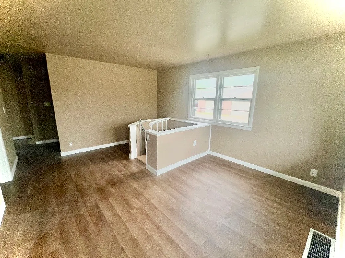 4 bed, 1534 sqft, $2,100 — Photo 3