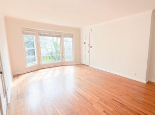 1953 Palmerston Pl, Los Angeles, CA 90027