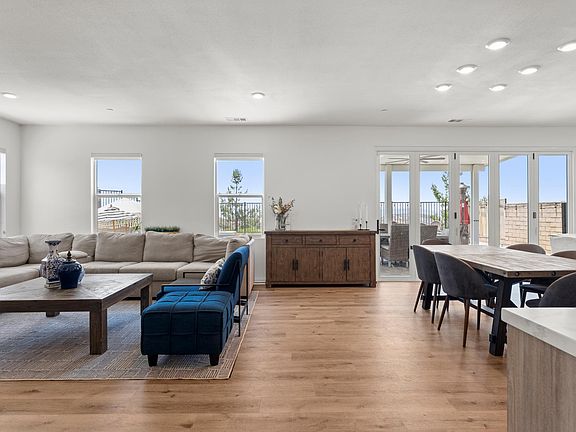 5th image of 19610 Martellus Dr