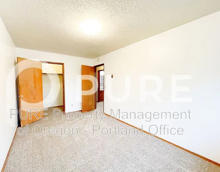1123 SE 27th Ave — Photo 5