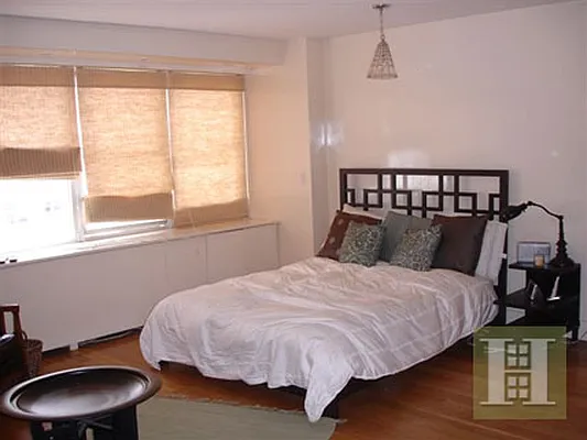 Rented by Halstead Real Estate | media 20