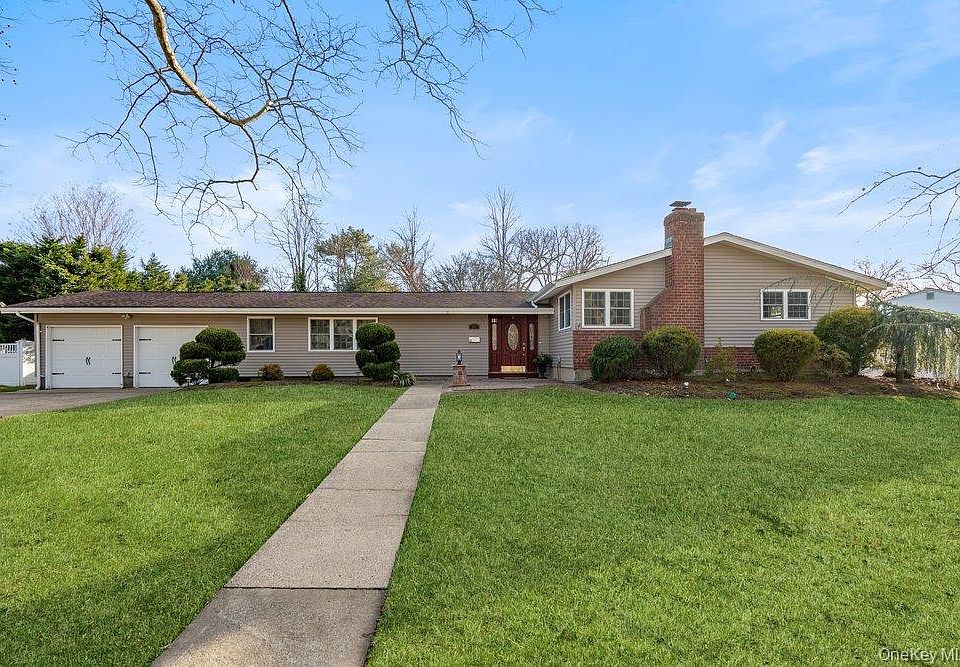 1st image of 11 Cedar Crest Drive