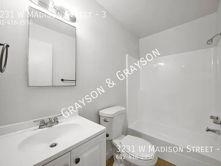 3231 W Madison St — Photo 17