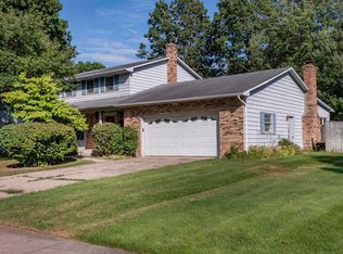 5624 Danbury Dr, South Bend, IN 46614