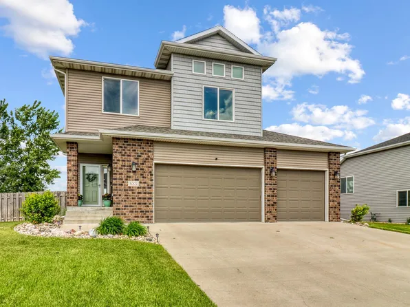 5001 44th St S, Fargo, ND 58104