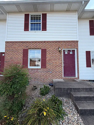 930 Beverly Dr #3 Photo 1