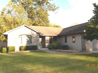 713 S Broad St, Griffith, IN 46319