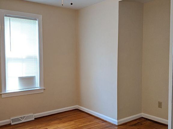 3rd image of 1188 Duncan Dr