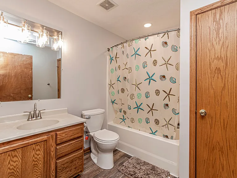 120 W Spruce St — Photo 25
