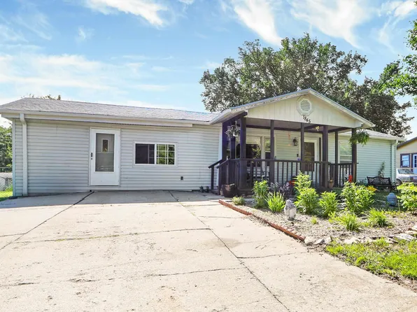 1845 Custer Rd, Junction City, KS 66441