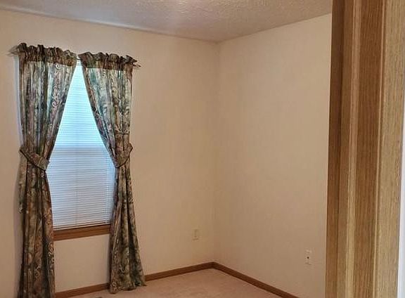 5th image of 155 Vine St