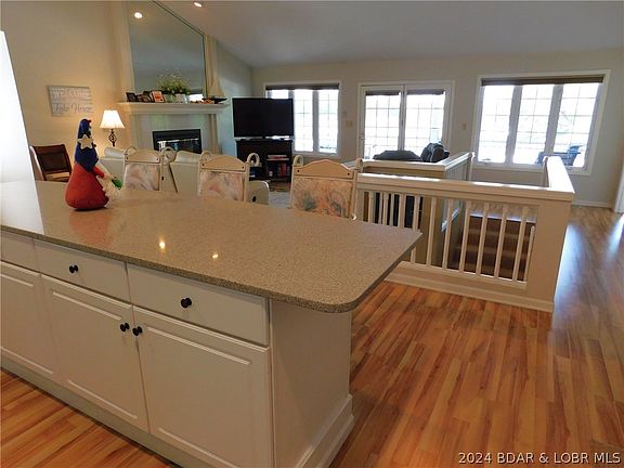 5th image of 188 Jenkinsons Landing Cir
