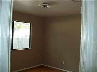 3rd image of 106 S Mockingbird Cir