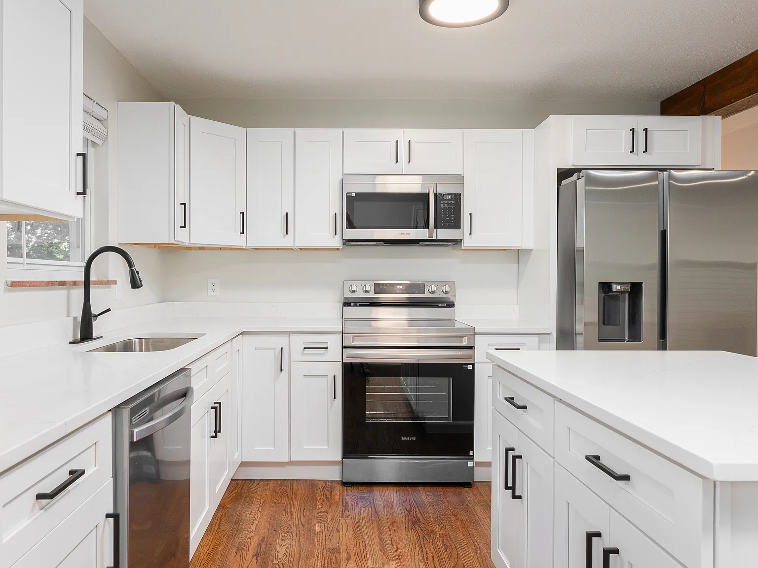 3 bed, 1500 sqft, $2,600 — Photo 2