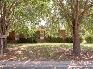 304 Avalon Pl, Waycross, GA 31501