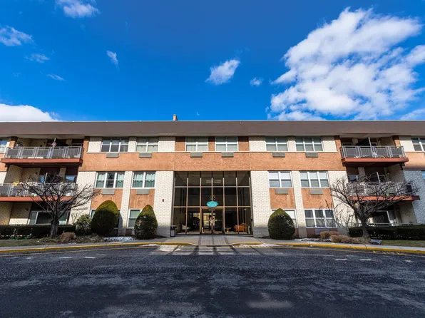 1111 River Rd #D5-d05, Edgewater, NJ 07020