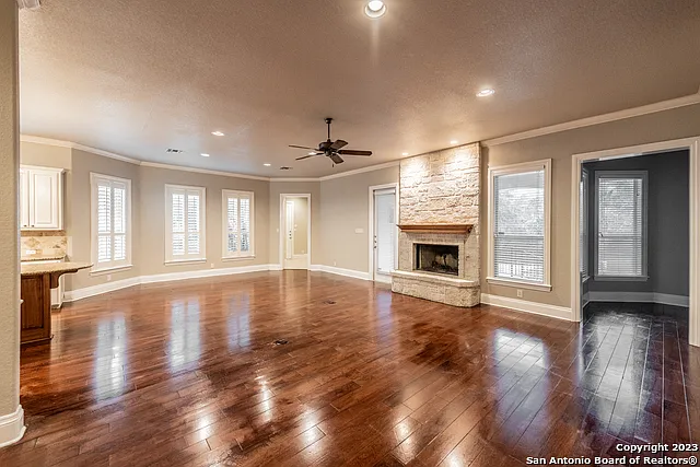 25304 Wentworth Way — Photo 17