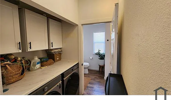 1021 Edith Blvd NE — Photo 7