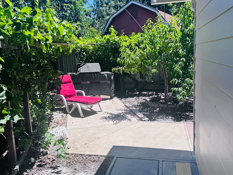 Greenfield Way — Photo 2