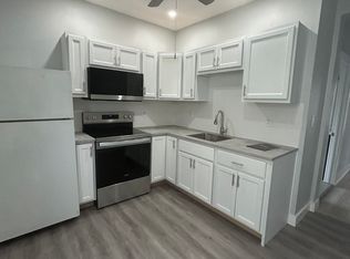90 Quequechan St #2, Fall River, MA 02723