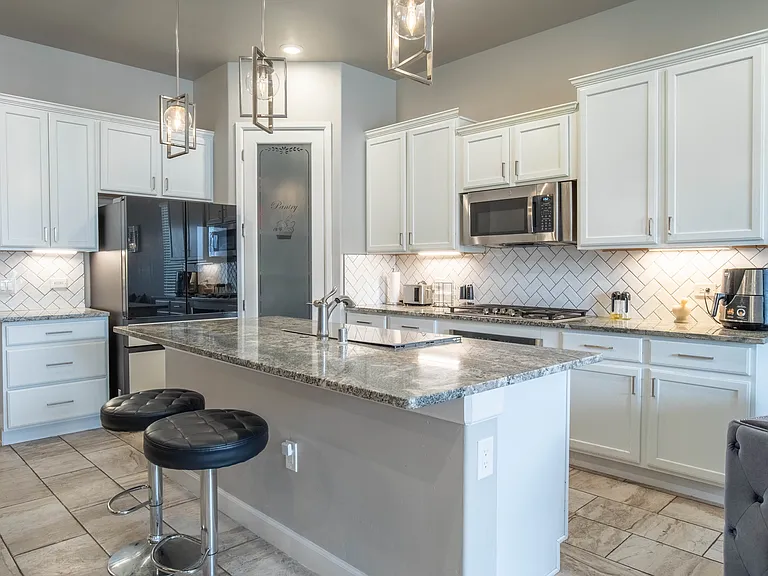3905 Santa Alexandra Rd — Photo 5