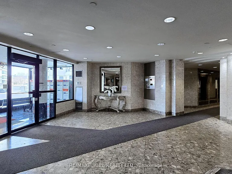 350 Alton Towers Cir #902 — Photo 4