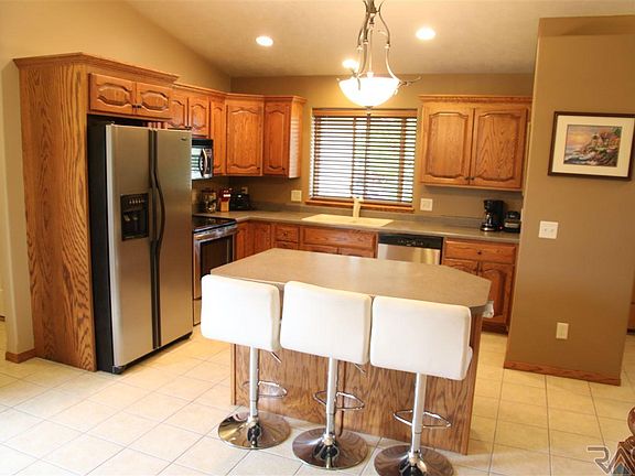 5th image of 7612 W Boysenberry St