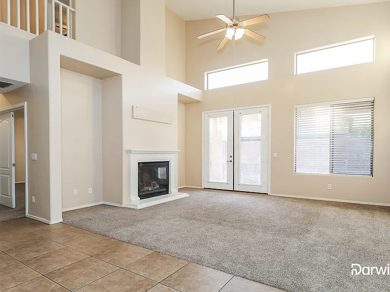 11418 W Locust Ln — Photo 4