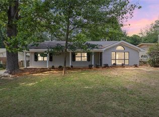2404 Pavan Dr, Mobile, AL 36693