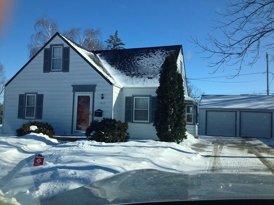 1st image of 833 Lincoln Dr W