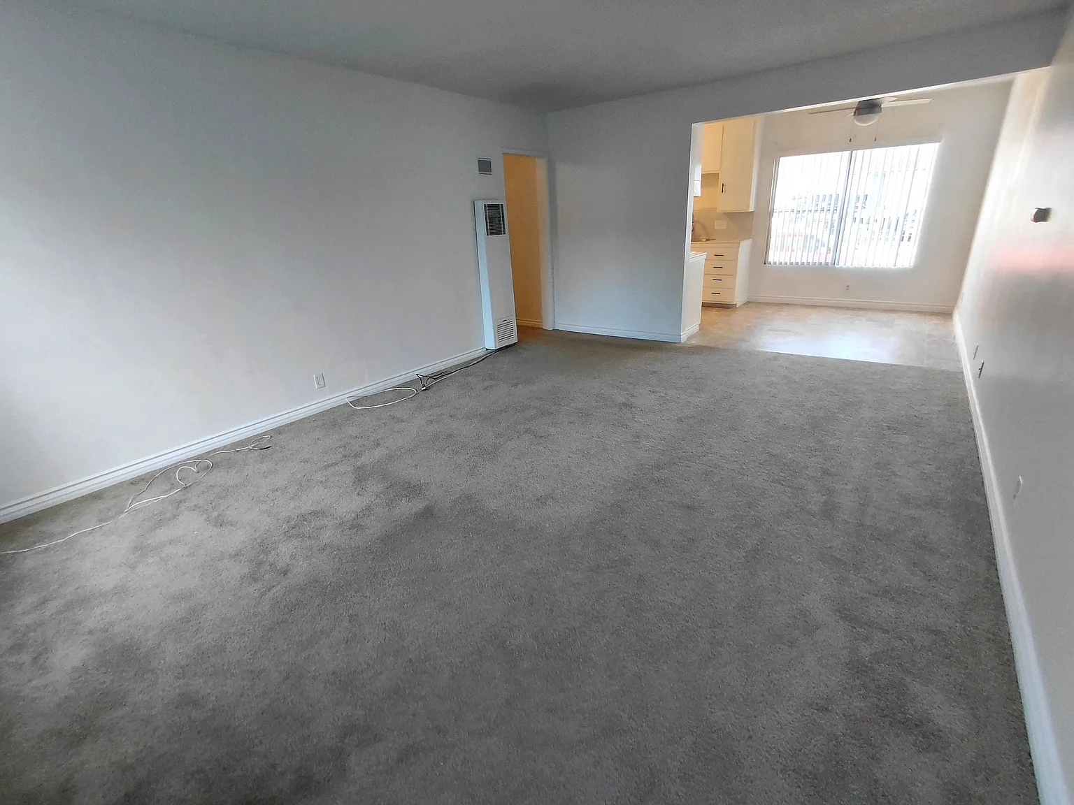 2 bed, 912 sqft, $2,425 — Photo 3