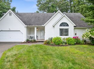 23 Stratton Forest Way UNIT 23, Simsbury, CT 06070