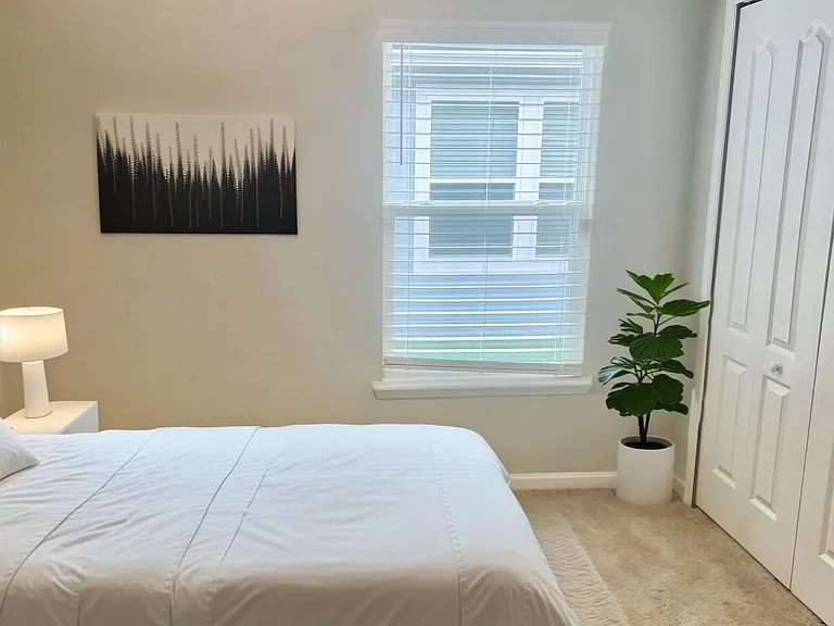 70305 Winding River Dr — Photo 16