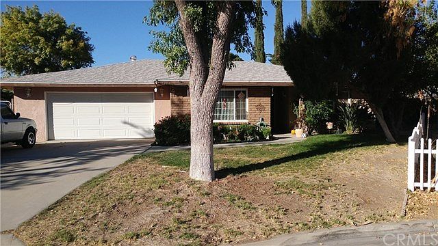 1st image of 41838 Royal Palm Dr