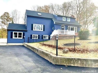 41 Juniper Road, Kings Park, NY, 11754