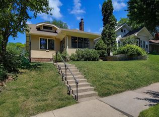 2011 James Ave, Saint Paul, MN 55105