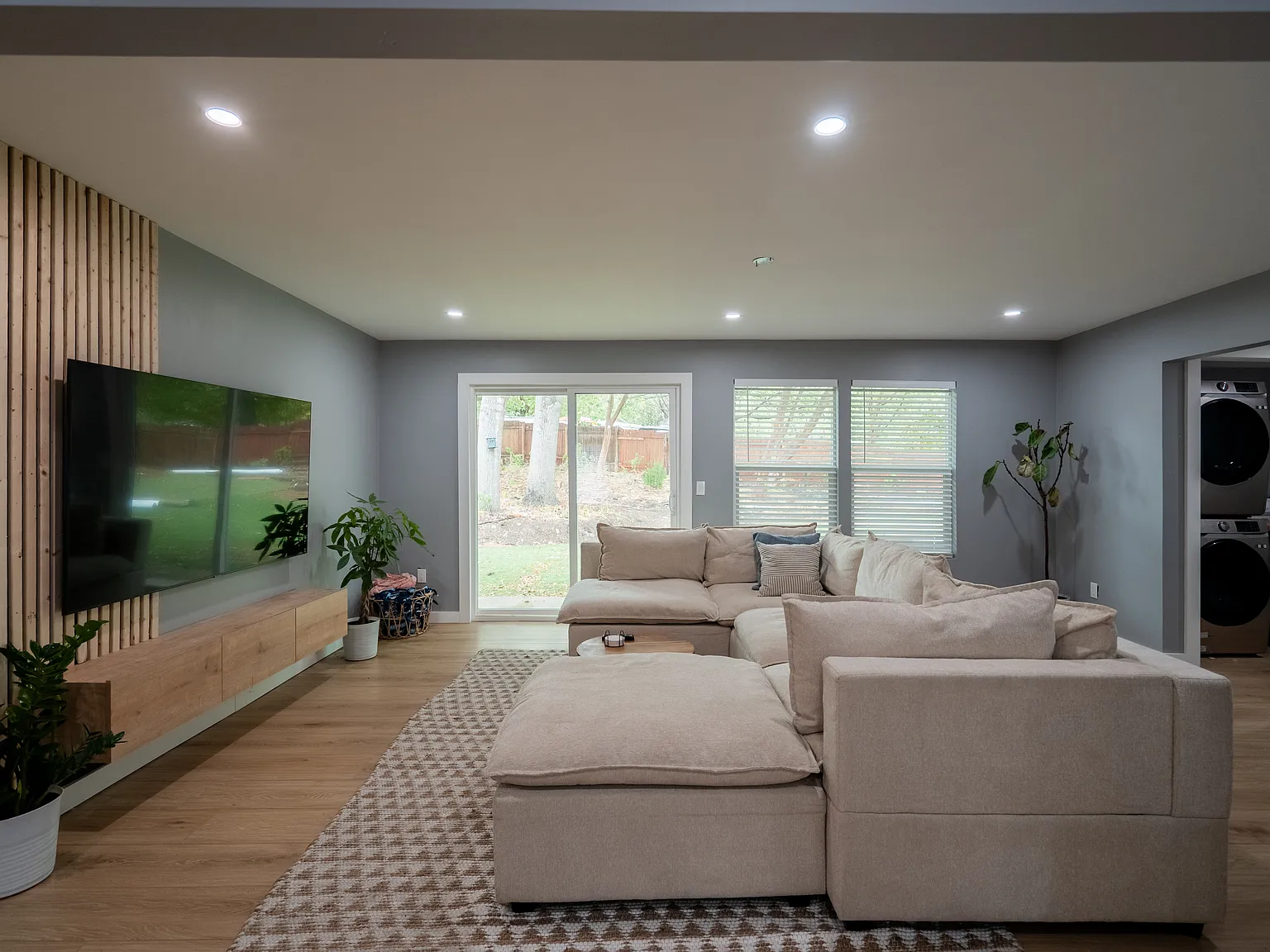 3 bed, 2.5 bath, 1744 sqft, $2,750 — Photo 4