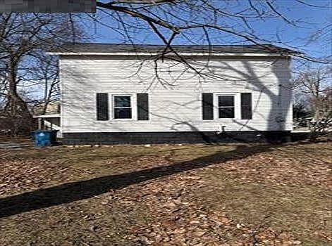 3rd image of 219 S Merchant Ave