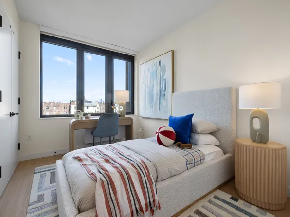 11 Ocean Parkway image 4 of 7