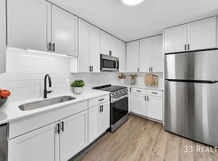 1770 1st St APT 501, Highland Park, IL 60035