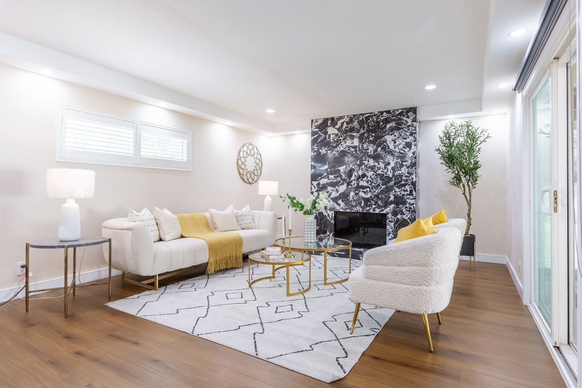 next background image