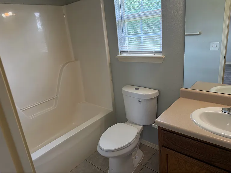 720 Appleridge Dr — Photo 10